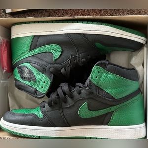 Pine Retro Jordan 1s